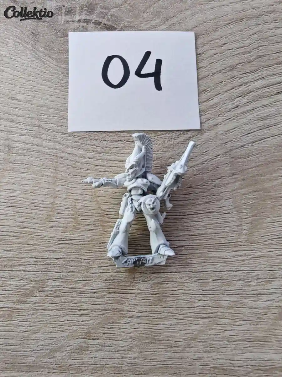 Warhammer 40k RT Eldar Harlequin Captain with Shuriken 1987 Metal