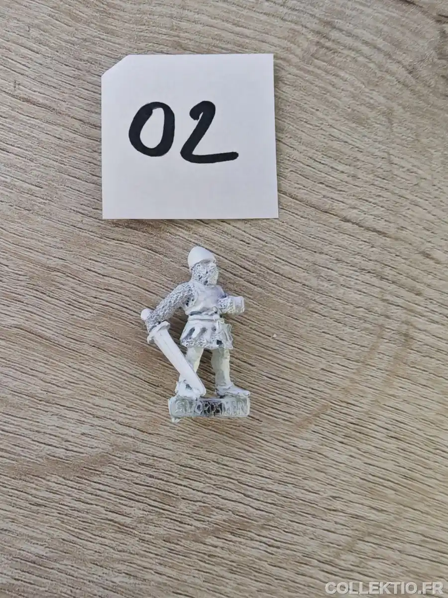 Warhammer Bretonnia Man at Arm Sword 1 1985 Metal