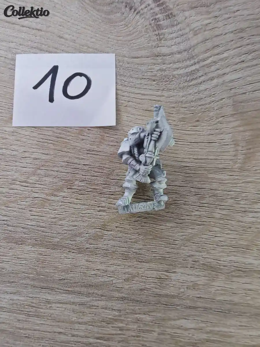 Warhammer 40k RT C100 Space Marine Guard 1986 Metal
