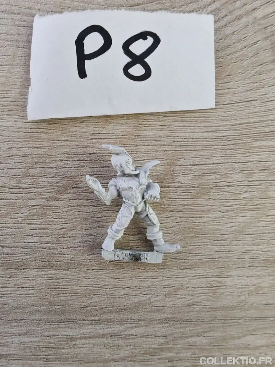 Blood Bowl Elfe Noir Chucker V2 1988 Metal