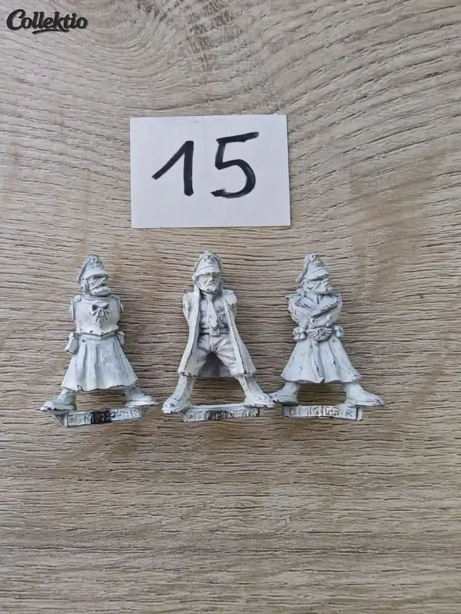 Warhammer 40k RT Imperial Commissar x 3 1986 Metal