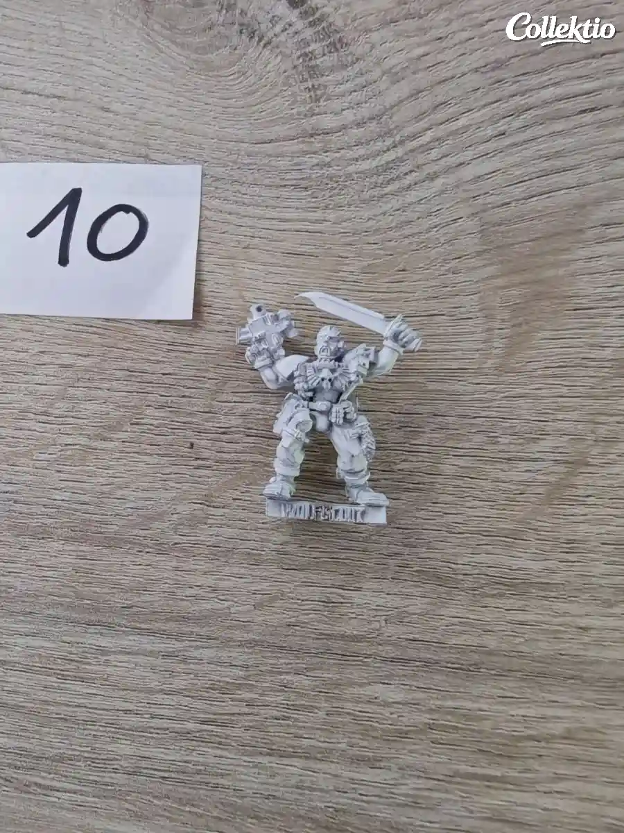 Warhammer 40k Space Marine Scout Metal