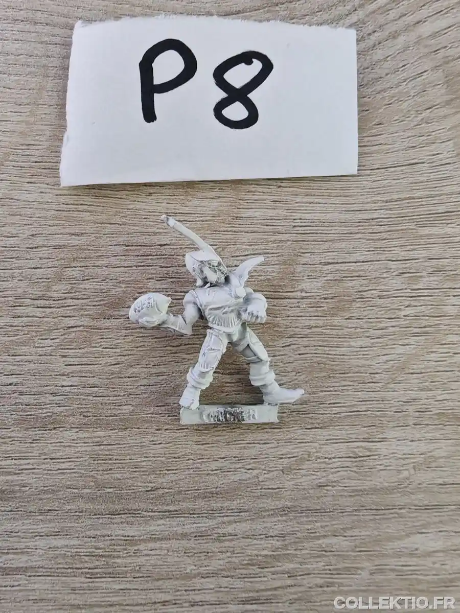 Blood Bowl Elfe Noir Chucker V2 1988 Metal