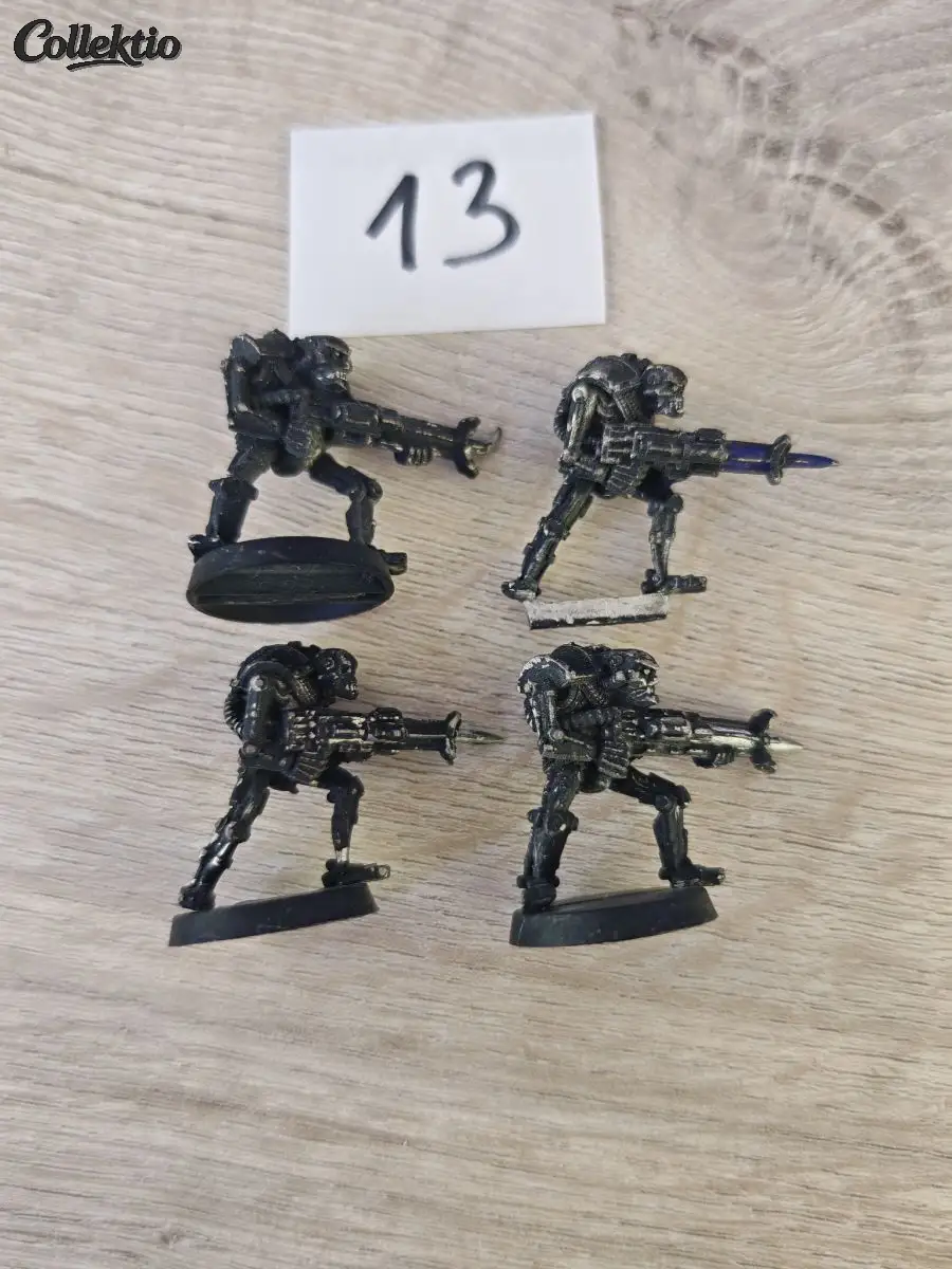 Warhammer 40k 4 x Necron Raiders Metal
