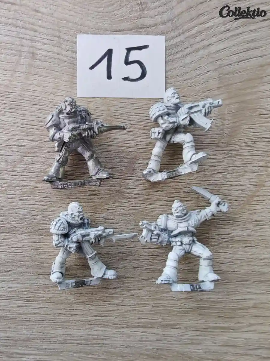 Warhammer 40k RT Space Marine Scout x 4 1988 Metal